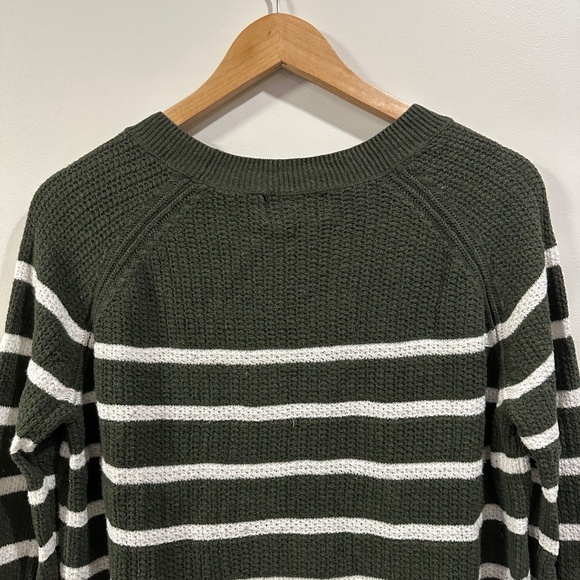 Old Navy | Sweater Women’s Size L  Dark Green and White Stripes  Crew Neck - Picture 3 of 7
